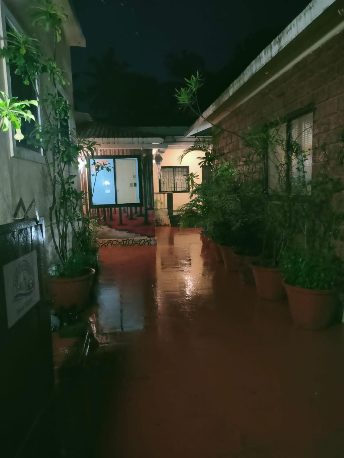 Vagator House Resort Goa Bagian luar foto