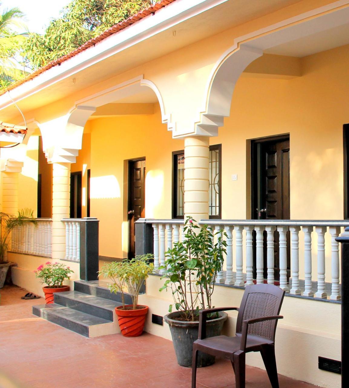 Vagator House Resort Goa Bagian luar foto