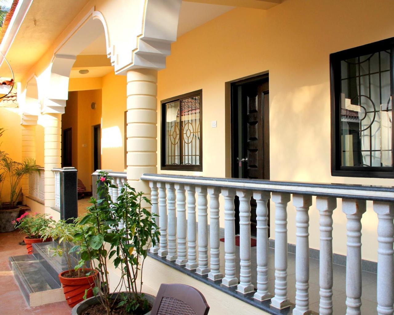 Vagator House Resort Goa Bagian luar foto